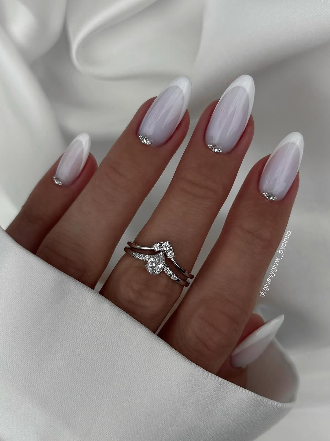 httpswww.instagram.comglossyglow_bycintia httpswww.instagram.comglossyglow_bycintia