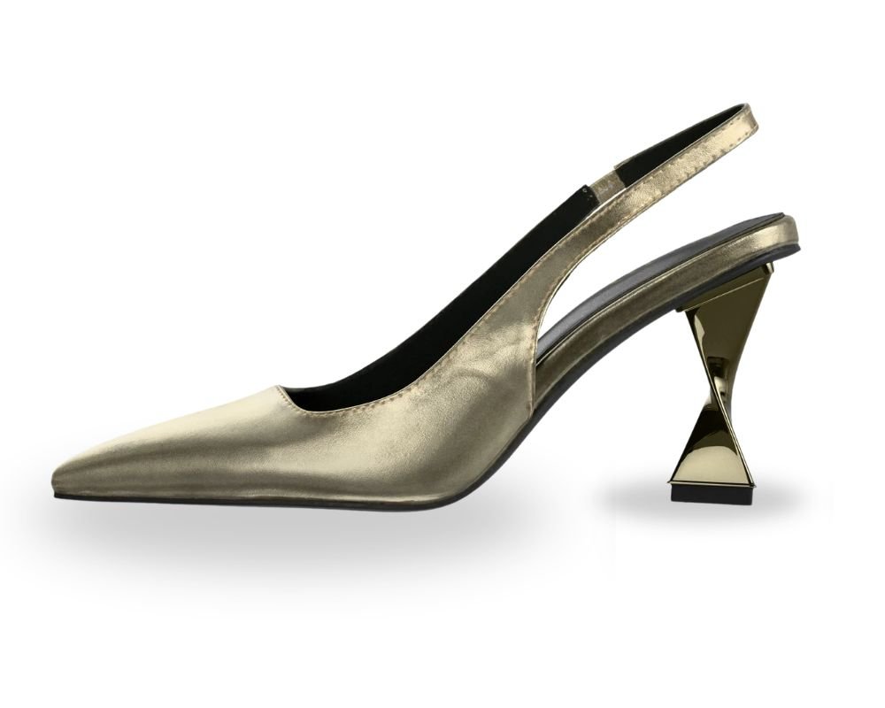 SCULPTURED HEEL