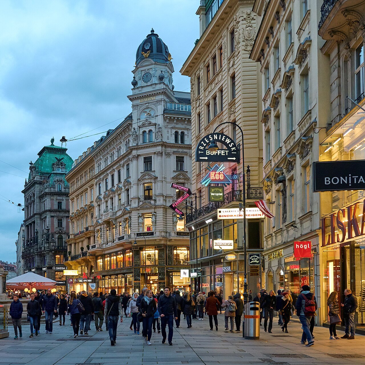 Vienna,_Austria_(38163043981)